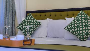 Apartemen Standar, 2 kamar tidur | 2 kamar tidur, brankas, meja kerja, dan kedap suara