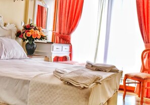 Premium bedding, minibar, desk, soundproofing - Stone Hill Otel (Ayvalik)