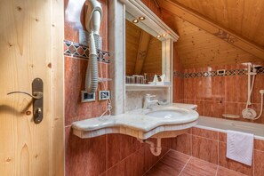 Comfort-Doppelzimmer | Badezimmer