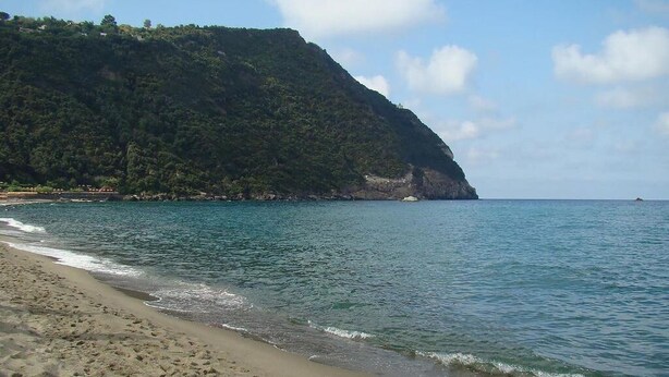 Beach nearby - Hotel Casa Cigliano (Forio)