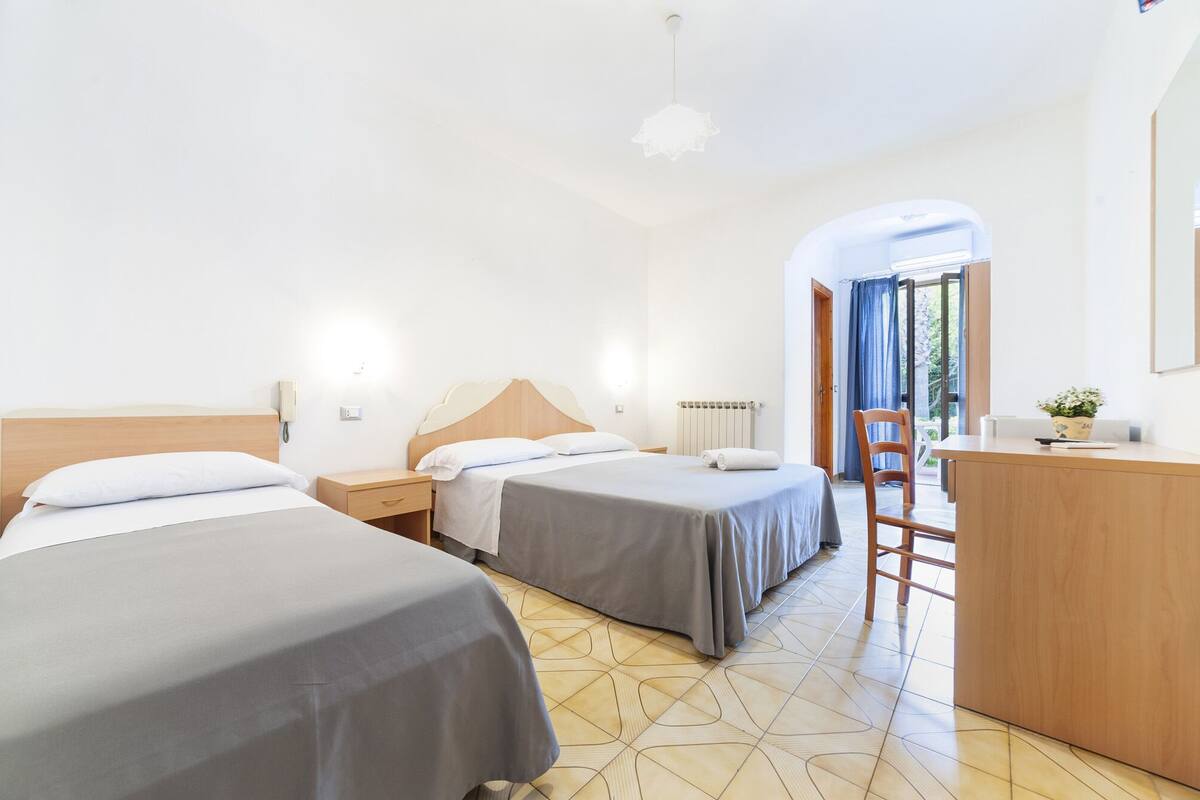 Comfort-Dreibettzimmer