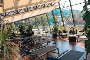 Sauna, hot springs - Derenivska Kupil (Nyzhnje Solotvyno)