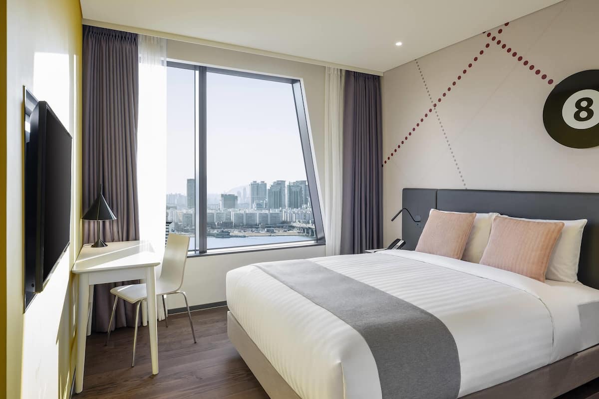 Superior Room, 1 Double Bed | Premium bedding, down duvets, in-room safe, individually decorated