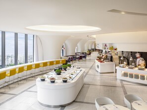 Breakfast, lunch, dinner served; local and international cuisine  - ibis Styles Ambassador Seoul Yongsan - Seoul Dragon City (Seoul)