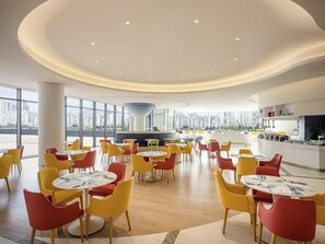 Breakfast, lunch, dinner served; local and international cuisine 