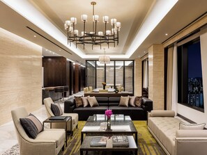 Penthouse, 3 habitaciones | 1 habitación, ropa de cama de alta calidad y edredón 