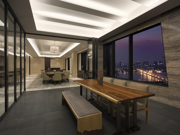 Penthouse, 2 Bedrooms