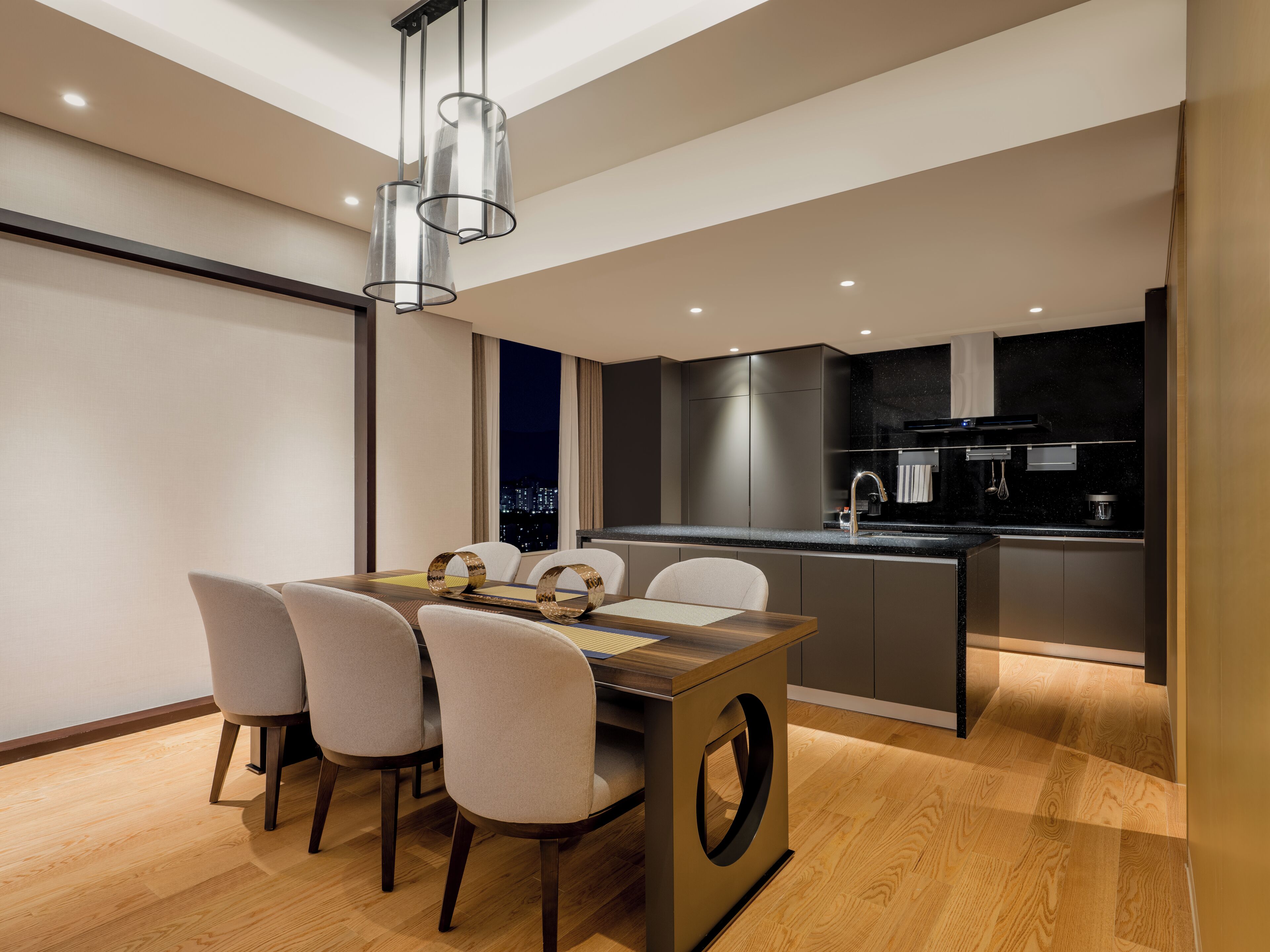 Premier Suite, 3 Bedrooms, Connecting Rooms | Private kitchen | Coffee/tea maker, fridge, microwave, oven