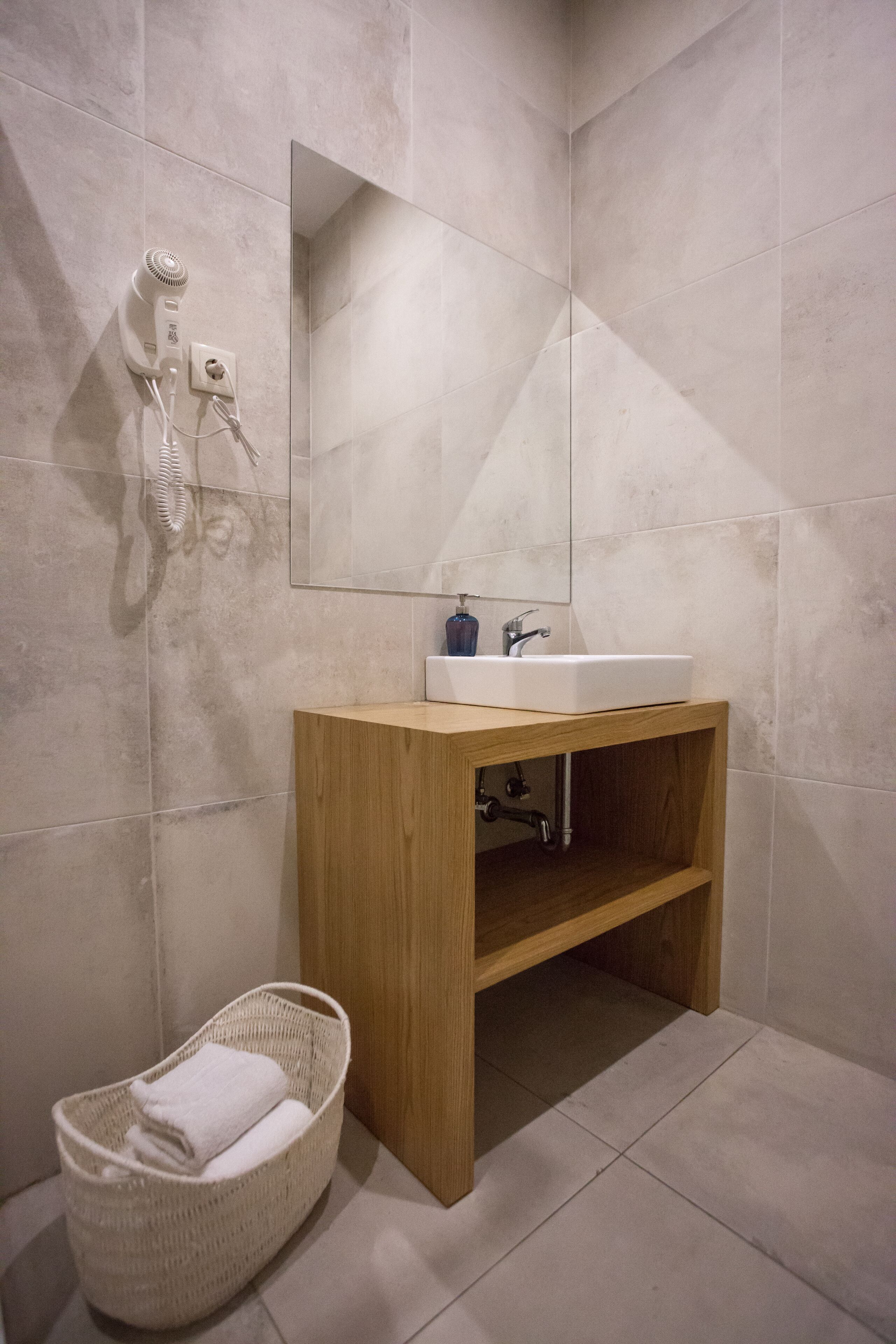 Foto - Being Porto Hostel