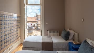 Twin Room, 2 Twin Beds | Free WiFi, bed sheets