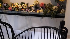 Staircase - Albergo Piccadilly (Verdellino)