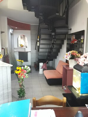 Sala de estar en el lobby