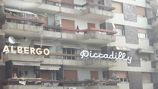 Front of property - Albergo Piccadilly (Verdellino)