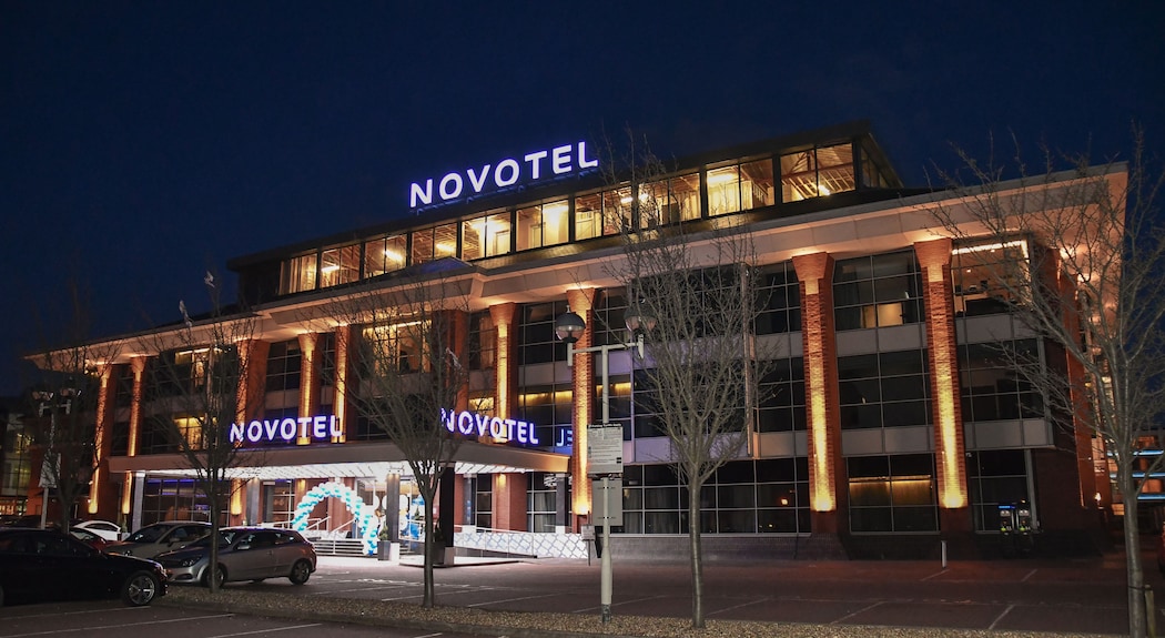 Novotel London Heathrow Airport T1 T2 and T3 Reviews, Deals & Photos 2026 - Expedia