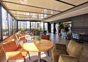 Sala de estar en el lobby
