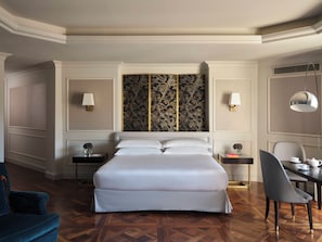 Ropa de cama de alta calidad y minibar