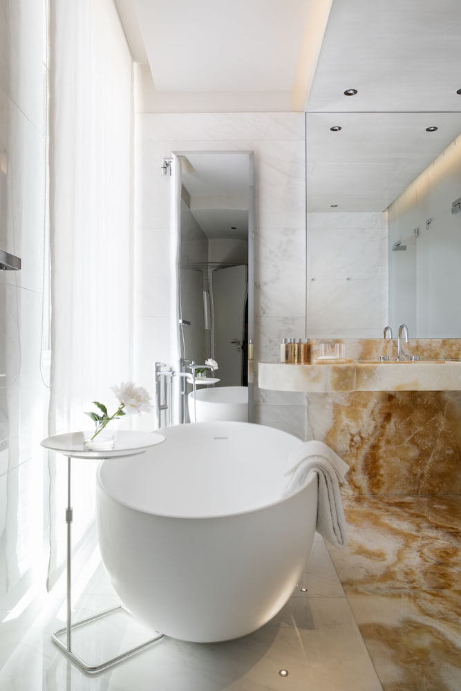 VISTA Palazzo Lago di Como 5 Star Hotel by null VISTA Palazzo Lago di Como 5 Star Hotel by null