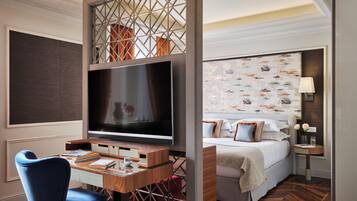 Habitación doble Deluxe | 1 habitación, minibar, caja de seguridad en la habitación y escritorio