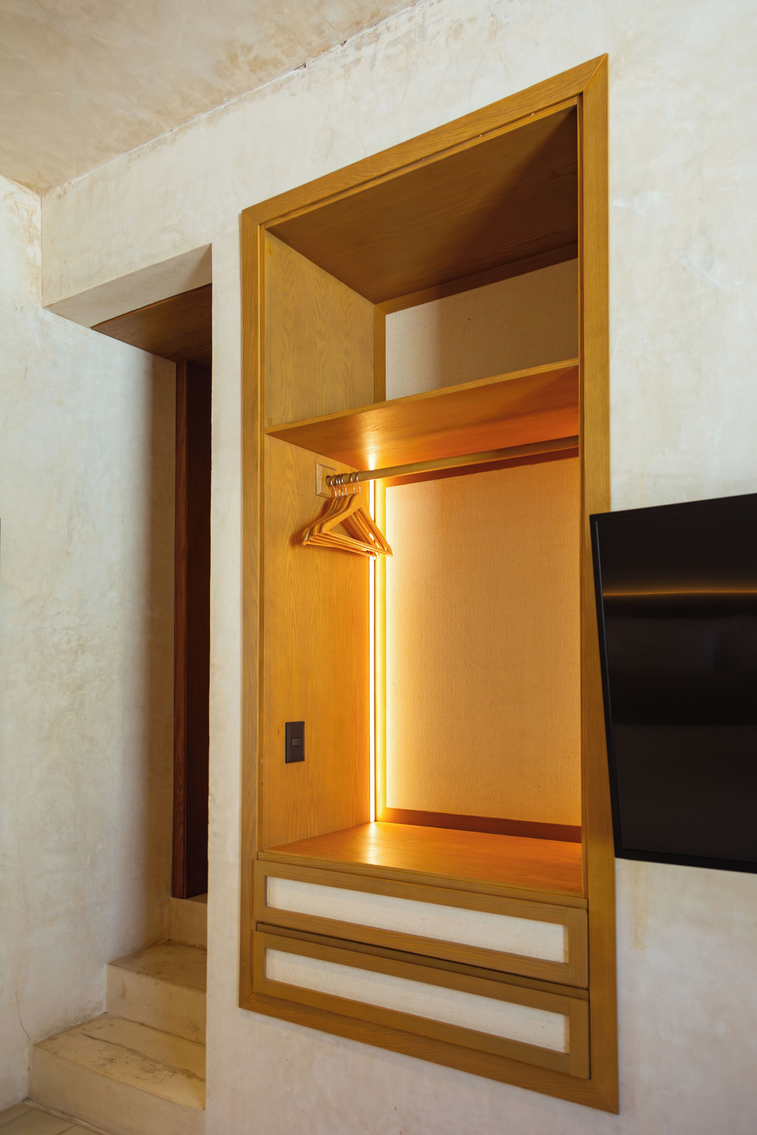 Photo - Decu Downtown