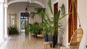 رواق