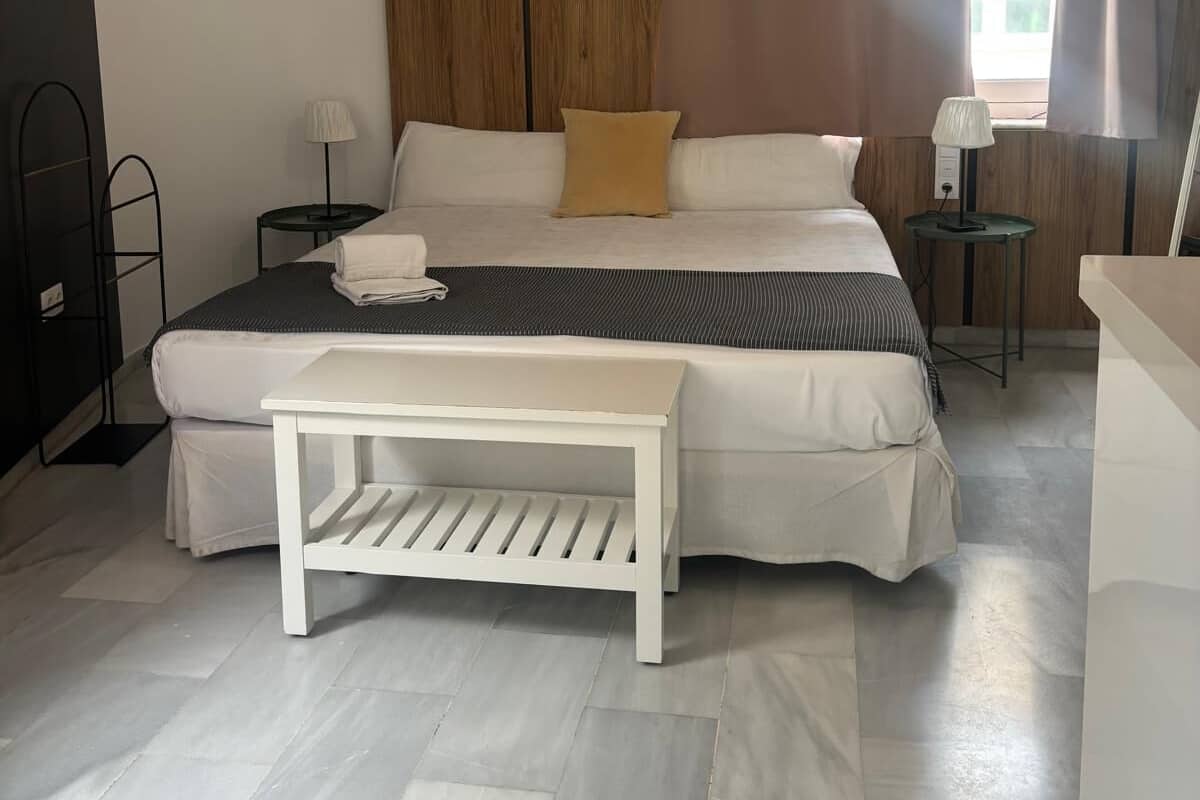 Deluxe Studio, 1 Queen Bed | 1 bedroom, down comforters, memory foam beds, desk
