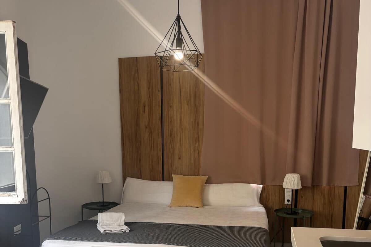 1 bedroom, down comforters, memory foam beds, desk