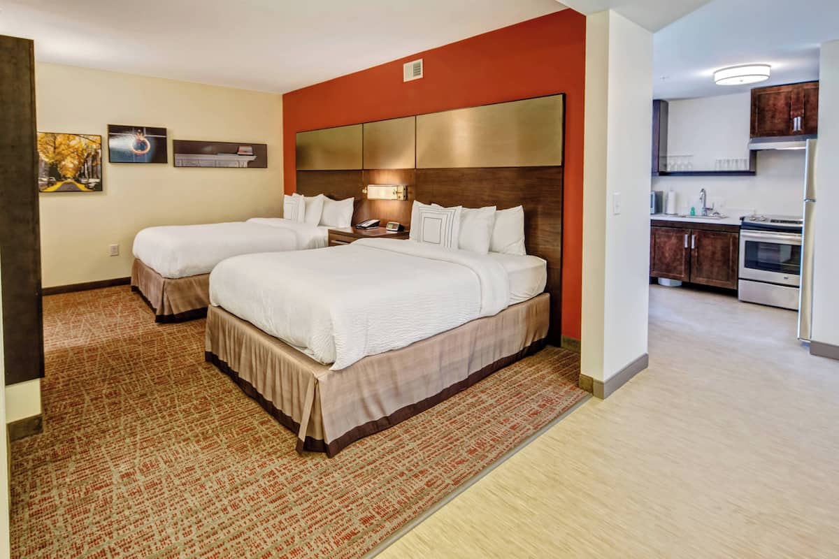 Suite, 1 Bedroom, Mountain View (Hearing Accessible) | Desk, iron/ironing board, free cots/infant beds, free WiFi