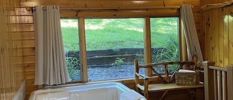 Gunflint Lake Home (2 Bedroom) | Private spa tub