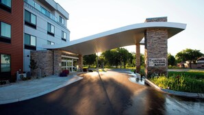 Unclassified image, 4 of 53, button - Fairfield Inn & Suites by Marriott Detroit Lakes (Detroit Lakes)
