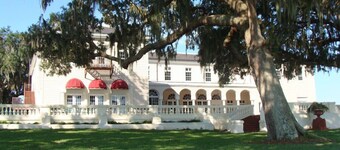 Capernaum Lakeside Lodge