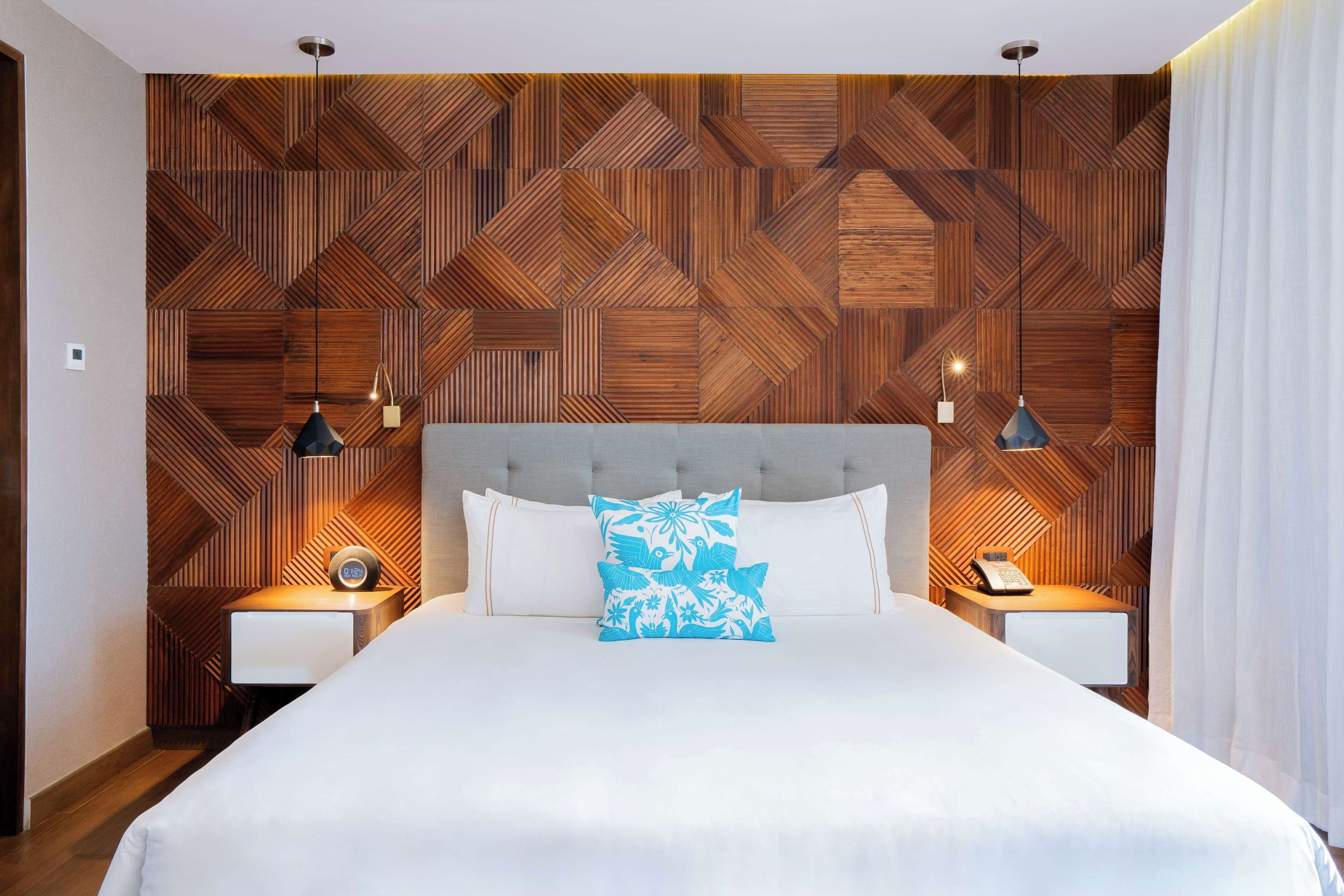 suite, 1 bedroom, terrace (1 king bed) | premium bedding, minibar, in-room safe, individually decorated