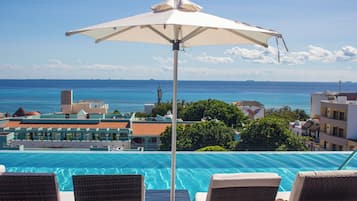 2 piscinas al aire libre