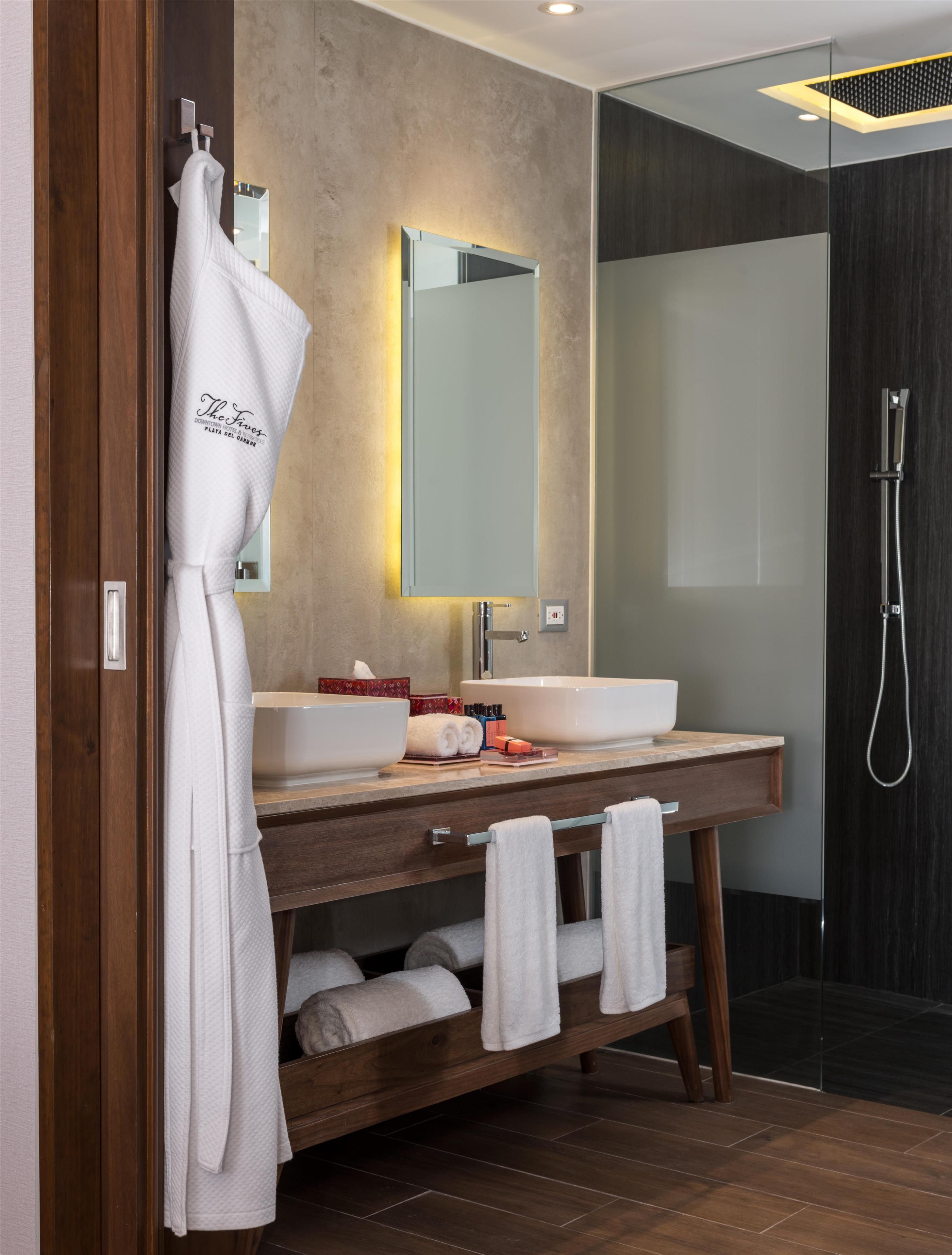 Bathroom shower