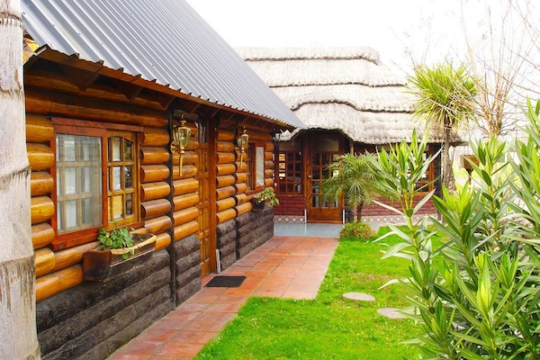 Bungalow (8 People) | Blackout drapes, iron/ironing board (on request), individually furnished