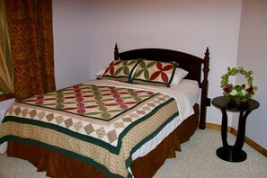 5 bedrooms, iron/ironing board, free WiFi, bed sheets