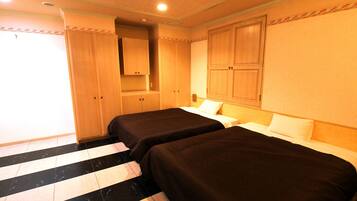 Desk, free WiFi, bed sheets