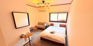 Standard Double Room, 1 Double Bed, Non Smoking | In-room safe, free WiFi - Reimeien (Osaka)