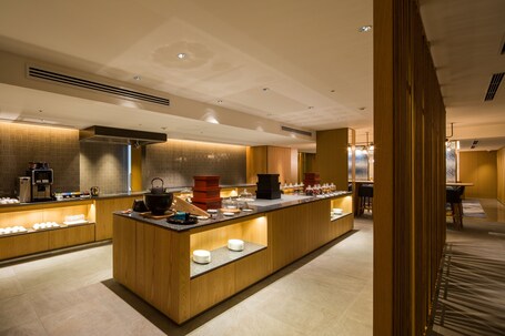 Keio Plaza Hotel Tokyo Premier Grand - Image 36