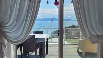 Superior Double Room, 1 Bedroom, Sea View | Beach/ocean view