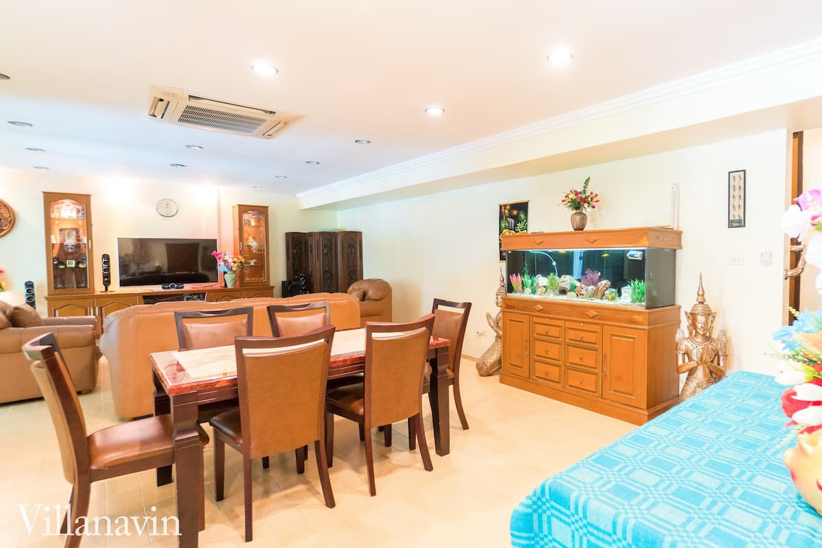 5 Bedroom Villa Garden view with Private Pool | Desk, blackout curtains, soundproofing, iron/ironing board