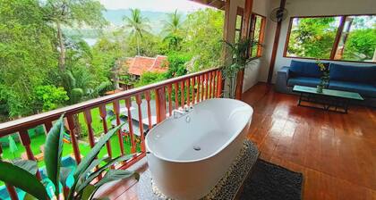 Alpha Gay Resort & Spa - Men Only