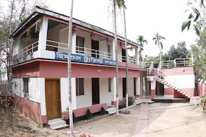 Exterior - Himachol Tourist Lodge (Kamalganj)