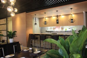 2 restaurants, breakfast, lunch, dinner served; Japanese cuisine