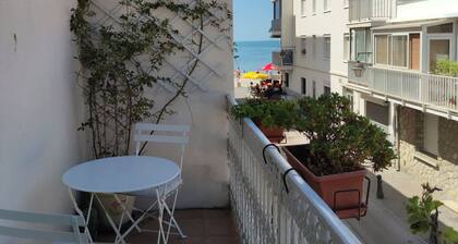 Beautiful beachfront house with character