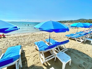 Beach nearby, sun loungers