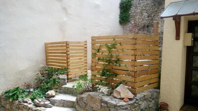 RENTAL PADERN CORBIERES CATHARE AUDE VERDOUBLE CUCUGNAN MER