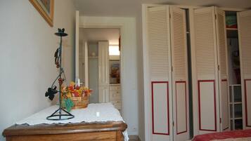 1 chambre, fer et planche Ă repasser, Wi-Fi gratuit