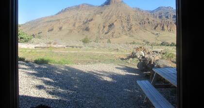 The Remington - Yellowstone and Cody Cabin with spectacular views.