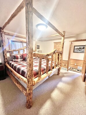4 bedrooms, WiFi, bed sheets