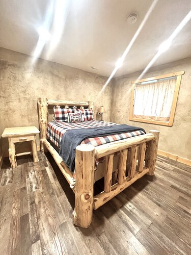 Rhodehouse Retreat! Your destination for Year Round Fun!